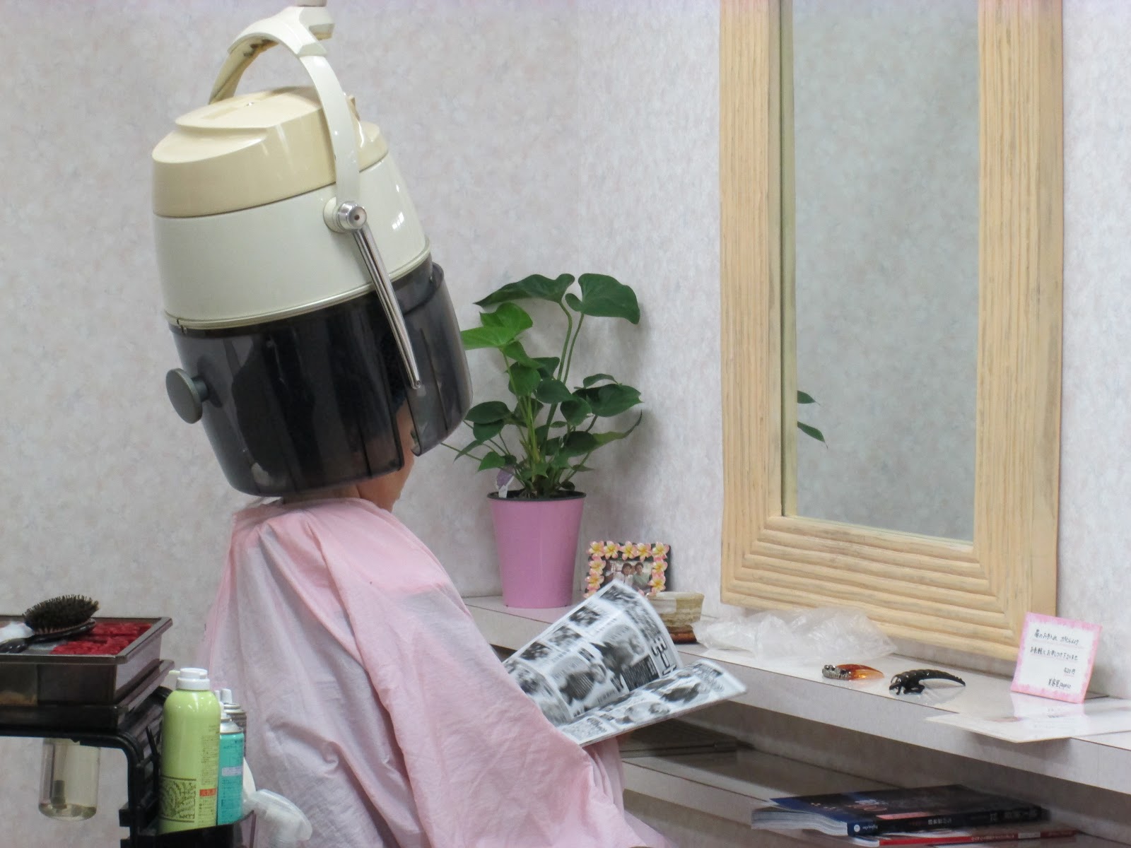 美容室　釜　ドライアー お釜ドライヤーレトロ美容室 (こんちゃん) 淀川の美容家電